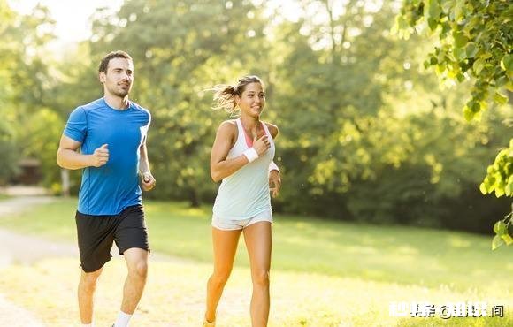 中年人健身是以锻炼心肺体能为主还是器械肌肉力量为主