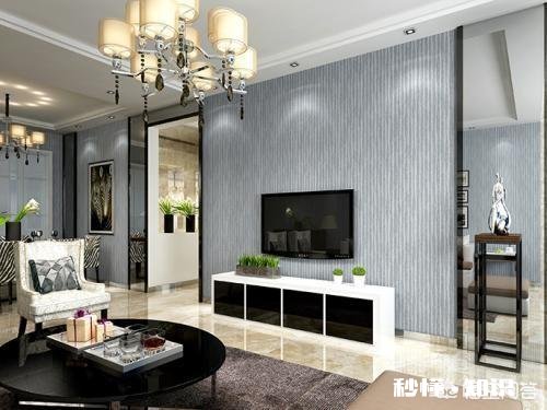 住在南方城市，请问电视墙背景是用墙纸好还是墙布好看到网上很多人说墙布容易发霉长虫，是这样吗