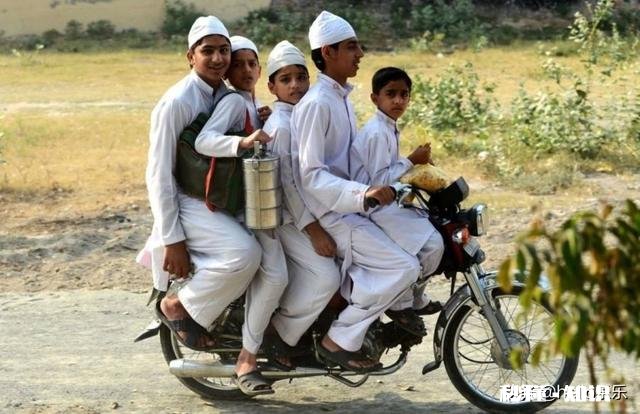 你是从什么时候感觉到世道艰难的