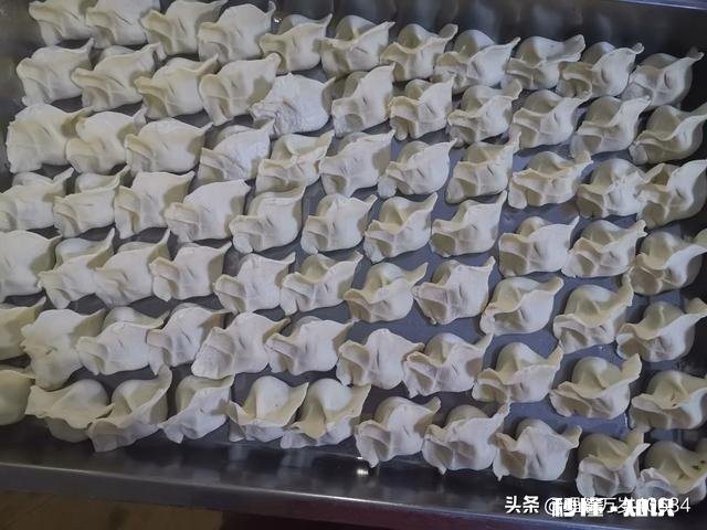 继兰州拉面，黄焖鸡米饭，沙县小吃后下一个餐饮业的巨头会是谁