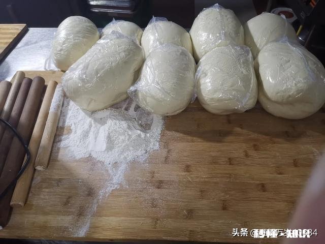 继兰州拉面，黄焖鸡米饭，沙县小吃后下一个餐饮业的巨头会是谁