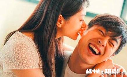 为什么总有人把全职妈妈当做围着锅台转的家庭妇女