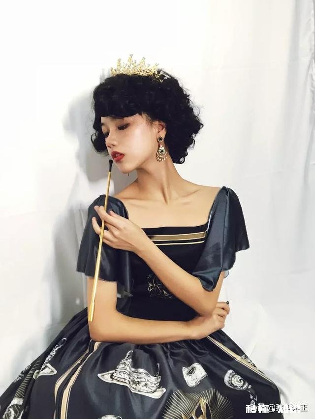 汉服、Lolita洋装、JK制服哪个对身材要求最低呀