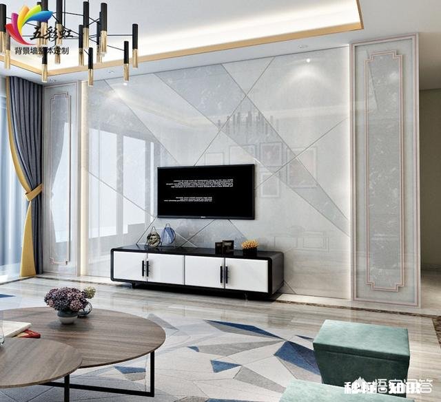 家里的背景墙要装修,UV板和瓷砖哪个好