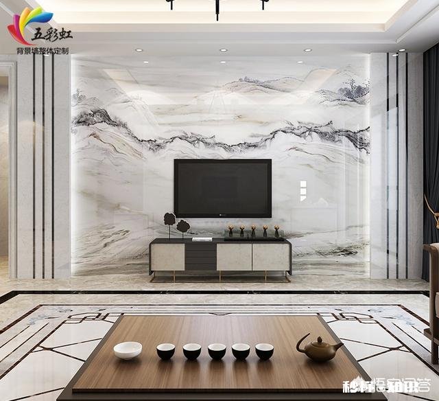 家里的背景墙要装修,UV板和瓷砖哪个好