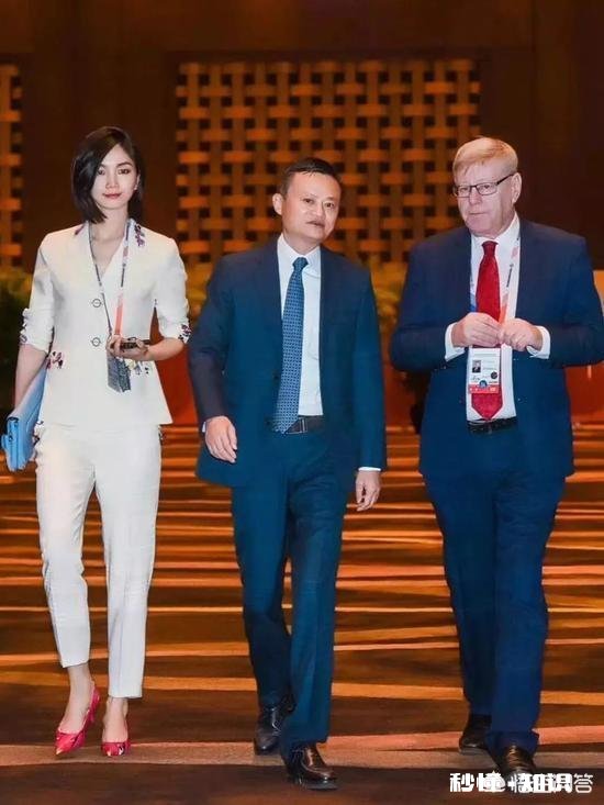 自己的岗位被领导当面瞧不起，常被嗤之以鼻，该怎么办