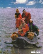 《西游记》唐僧师徒四人西天取经靠的是什么