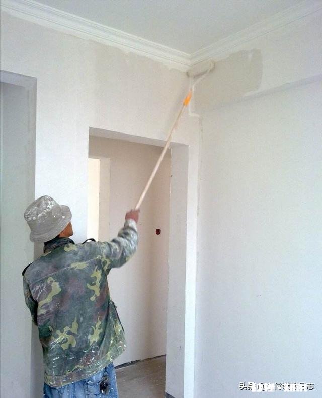 贴墙布前的墙面怎么处理