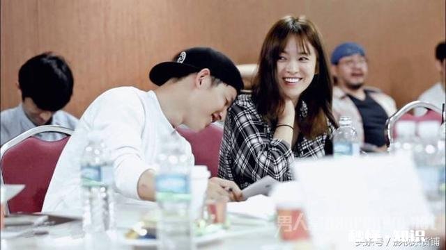 宋仲基、宋慧乔宣布结婚了,你怎么看