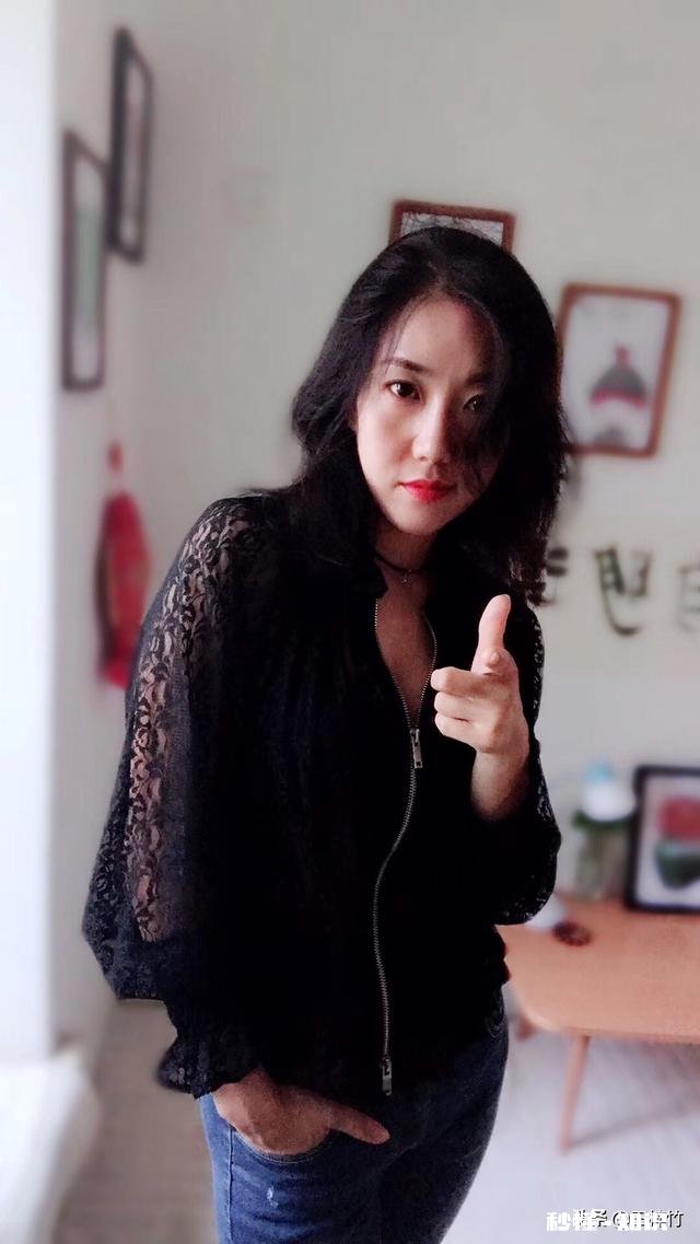 怎样防止女孩穿短裙走光