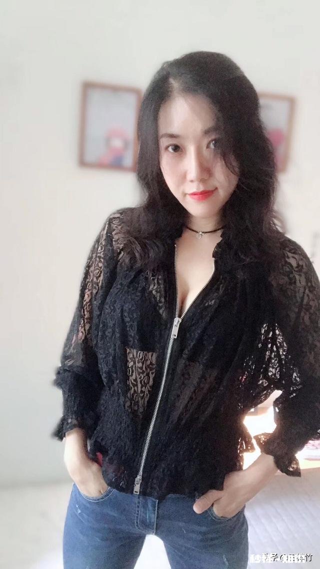 怎样防止女孩穿短裙走光