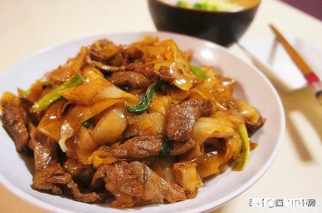 我想问下炒河粉除了眼见的食材之外还需要什么调料配方