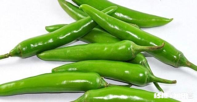 冰冻虾仁和青辣椒怎么炒好吃