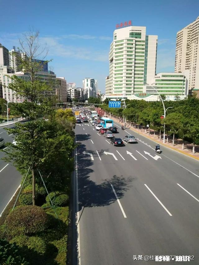 准备到了60岁走遍祖国的大好河山，能否发一张你所在城市的美景让我提前实现愿望