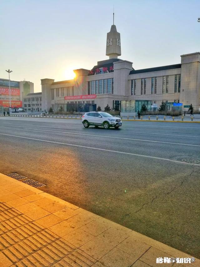 准备到了60岁走遍祖国的大好河山，能否发一张你所在城市的美景让我提前实现愿望