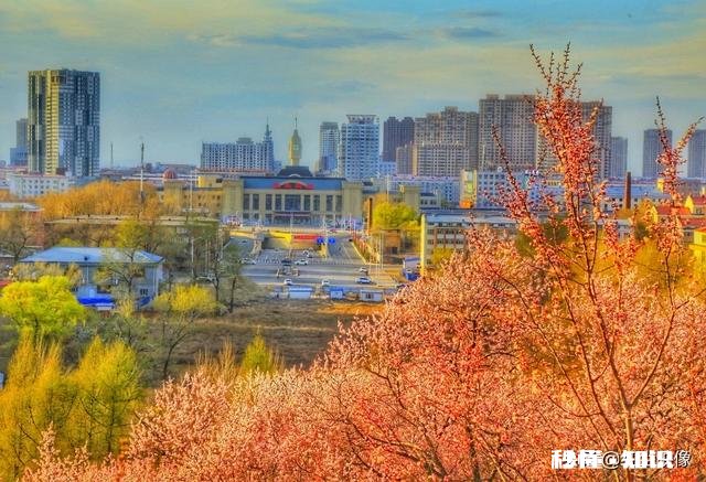 准备到了60岁走遍祖国的大好河山，能否发一张你所在城市的美景让我提前实现愿望