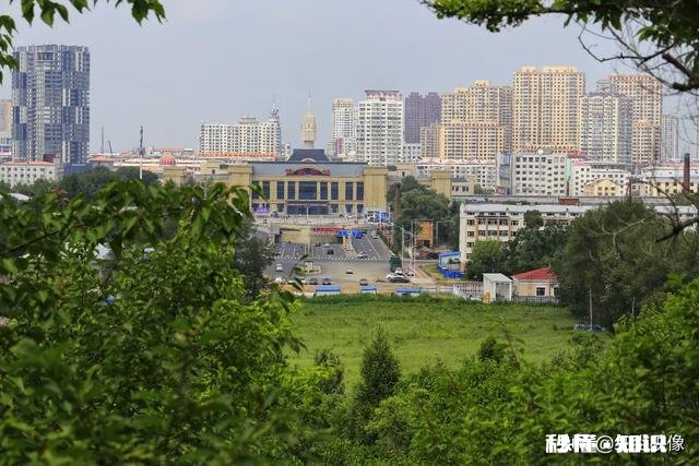 准备到了60岁走遍祖国的大好河山，能否发一张你所在城市的美景让我提前实现愿望