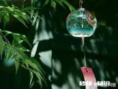 上联：春随落花走，下联怎么对