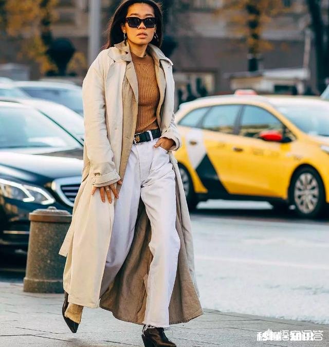 牛仔裤怎么搭配更时髦