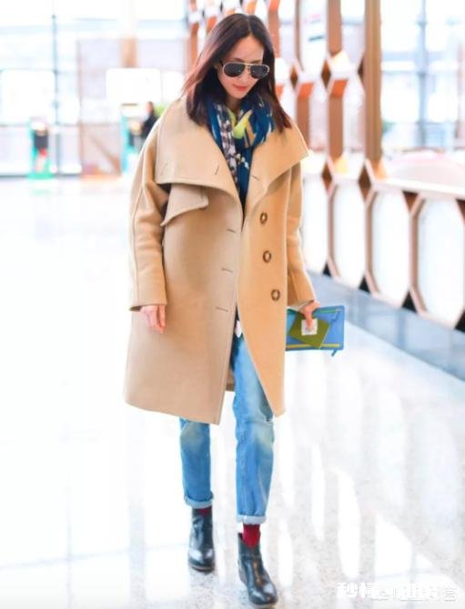 牛仔裤怎么搭配更时髦