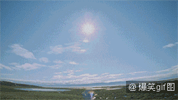 南极点上只有北一个方向,所以太阳最后往哪个方向落