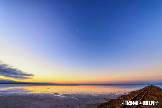 你怎么看待现在有些年轻人迟睡早起