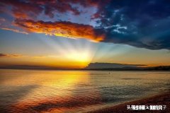 你怎么看待现在有些年轻人迟睡早起