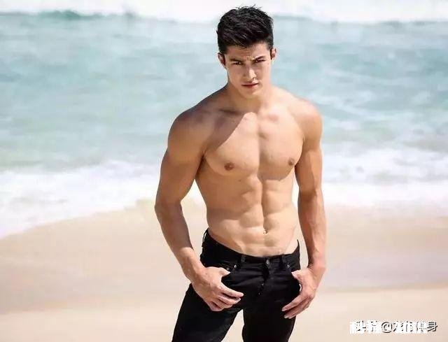 请问健身大神们：每周健身按胸、背、腿、肩、手臂这样的顺序合理吗为什么