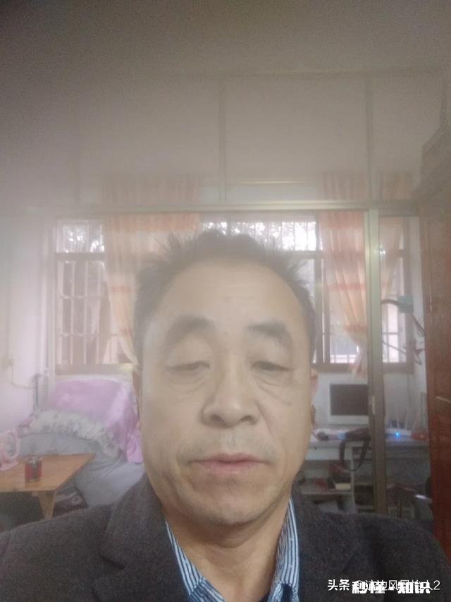 大家多长时间不理发了大家的头发都成啥样了,有何分享