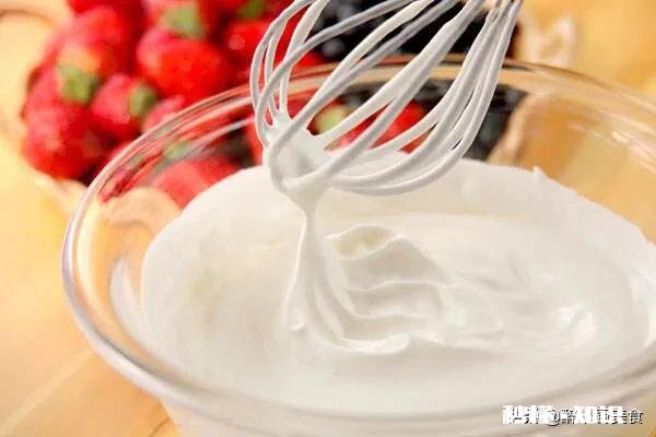 做西点常用的奶油和黄油哪些品牌比较好