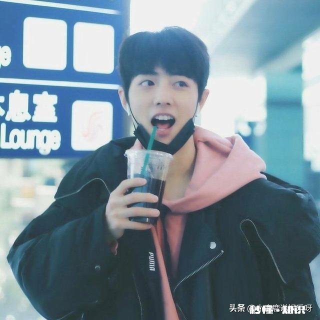 被摸手之后，肖战又遭遇私生饭卡车门，如何看待“私生饭”哪些明星有类似的遭遇