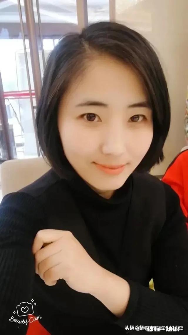 快40岁的女性，离过婚，周围人都说我身上没有这个年纪应有的成熟和历练，也就是说不成熟太简单，怎么办