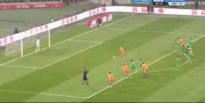 塔尔德利社交平台发文鼓励鲁能队友，“战斗”却被雷人翻译写成“打架”，你怎么看