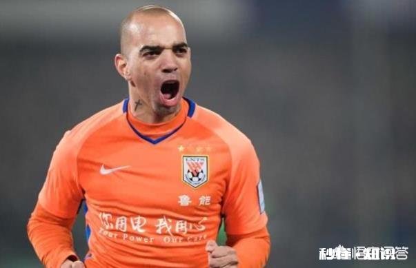 塔尔德利社交平台发文鼓励鲁能队友，“战斗”却被雷人翻译写成“打架”，你怎么看