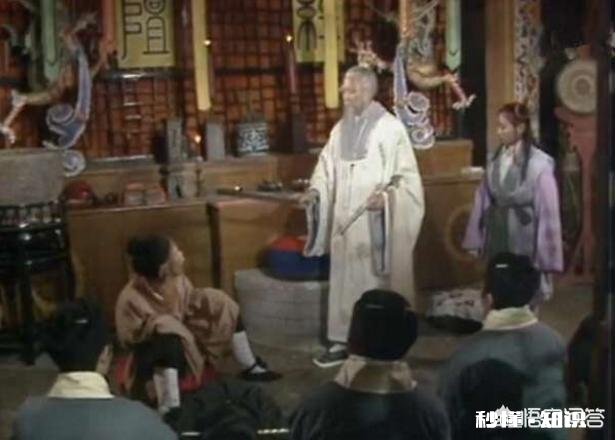 《西游记》原著，孙悟空拜师方寸山并没交学费，那师徒众人用什么买米做饭