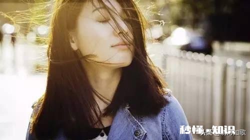 异性或同性 同事之间产生情感正常吗