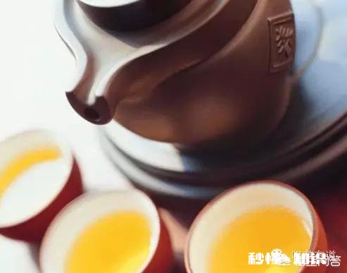 品饮普洱茶，感觉麻舌、燥口、锁喉，是茶叶品质不好吗