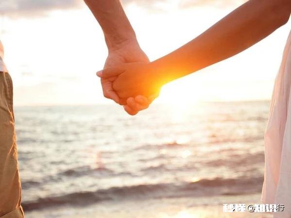 相亲也有七八个了，从未成功，从小到大也从未有异性喜欢，特别沮丧怎么办