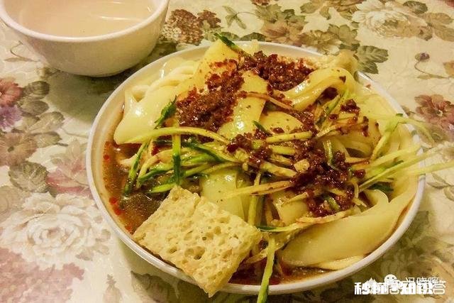 陕西黄色凉皮是怎么做的，有地方学吗