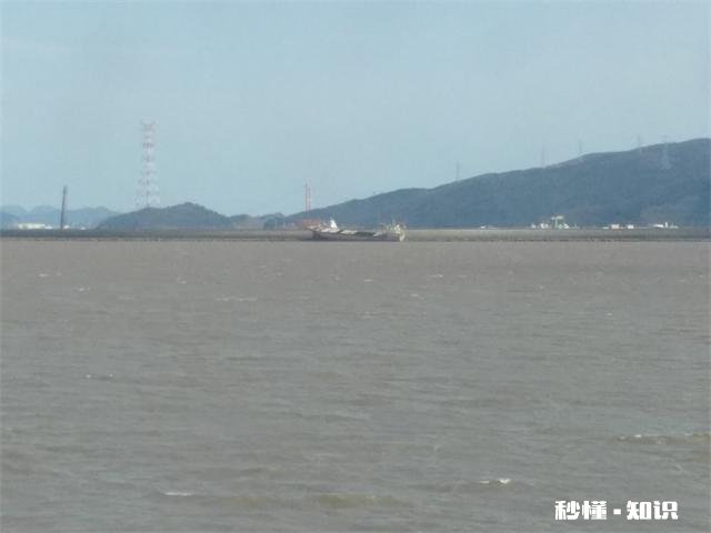 2月17日浙江舟山海域一货船沉没，原因是什么目前情况如何