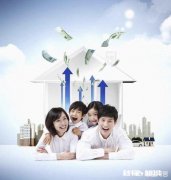 为什么现在有些人要求女人既要怀孕生孩子也要会挣钱那要男人干嘛