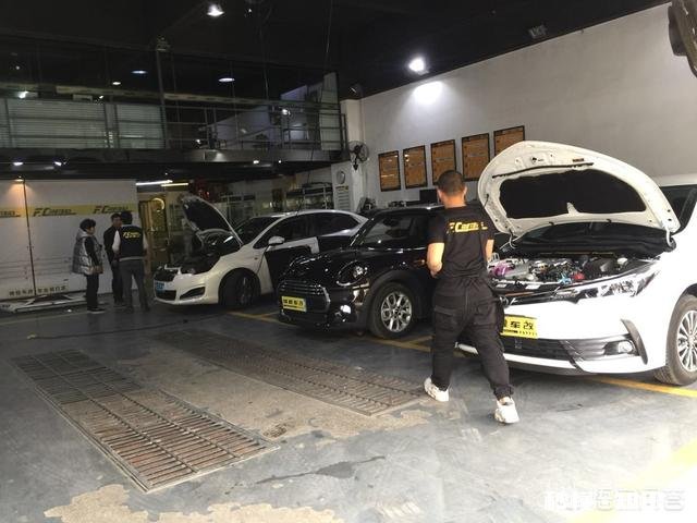 各位哪个牌子的行车记录仪清晰度高夜视效果好点