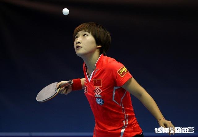 乒乓球比赛中为什么不安排工作人员负责捡球