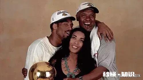 为什么当初科比要告她母亲这是一种什么行为