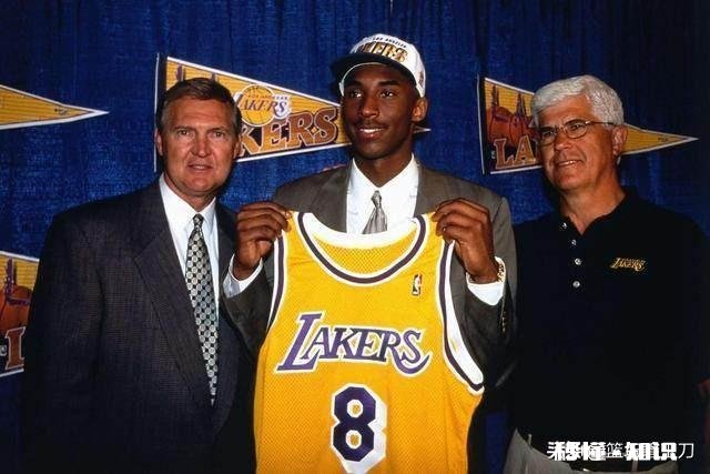 为什么当初科比要告她母亲这是一种什么行为