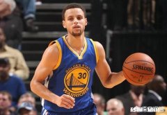 库里季后赛真实命中率高达70.1，排所有球员第一，可为什么场均只有14.3次出手