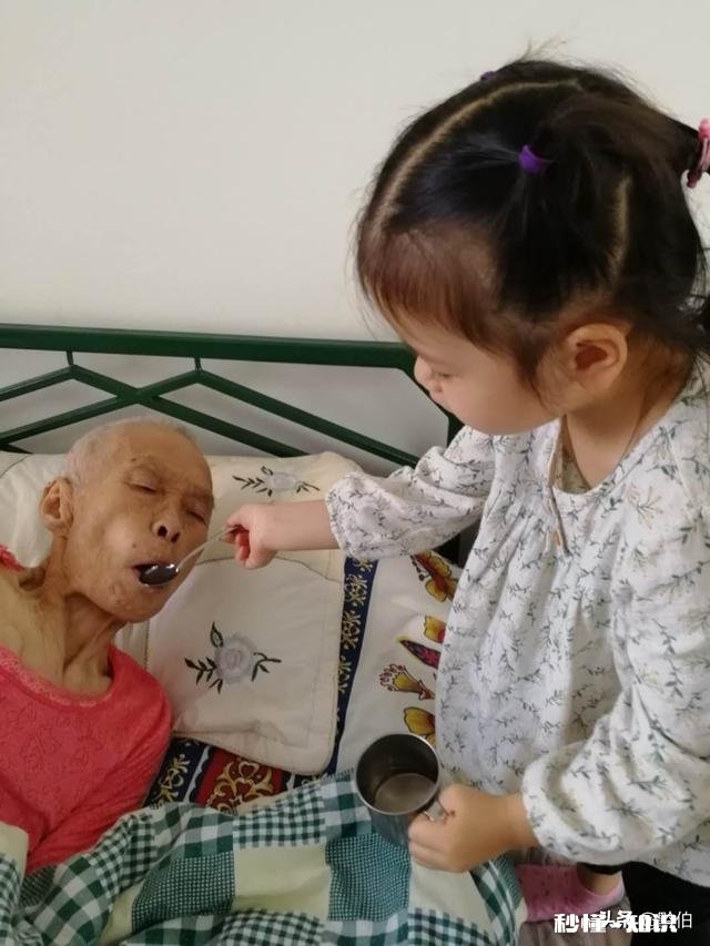 丧事，如何招待客人