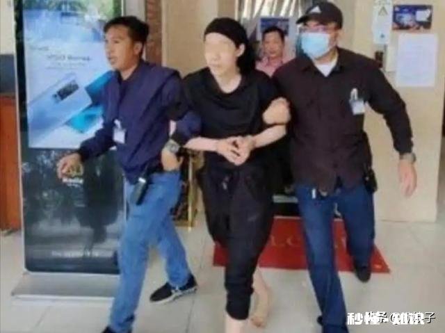 南宁一男子杀害父母在境外落网，其父亲为律师，母亲为大学教授，还有哪些信息值得关注