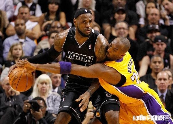 平心而论，科比和詹姆斯谁的防守更好