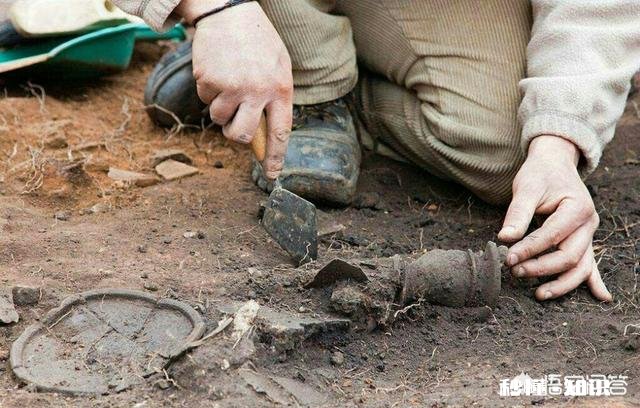 你对古墓被现代人挖掘探索一事持什么态度